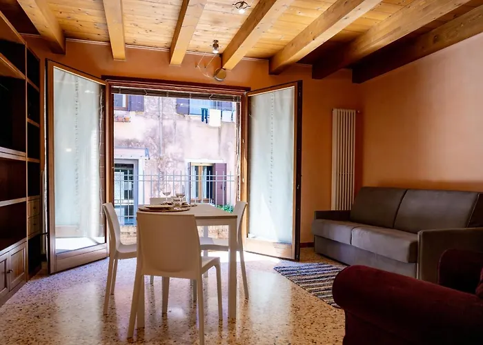 Ca' Tintoretto * Venice