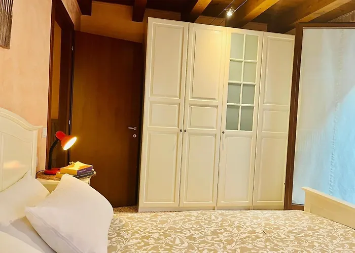 Ca' Tintoretto Holiday home *