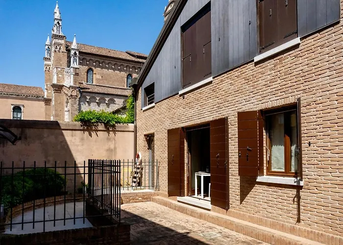 Ca' Tintoretto Holiday home